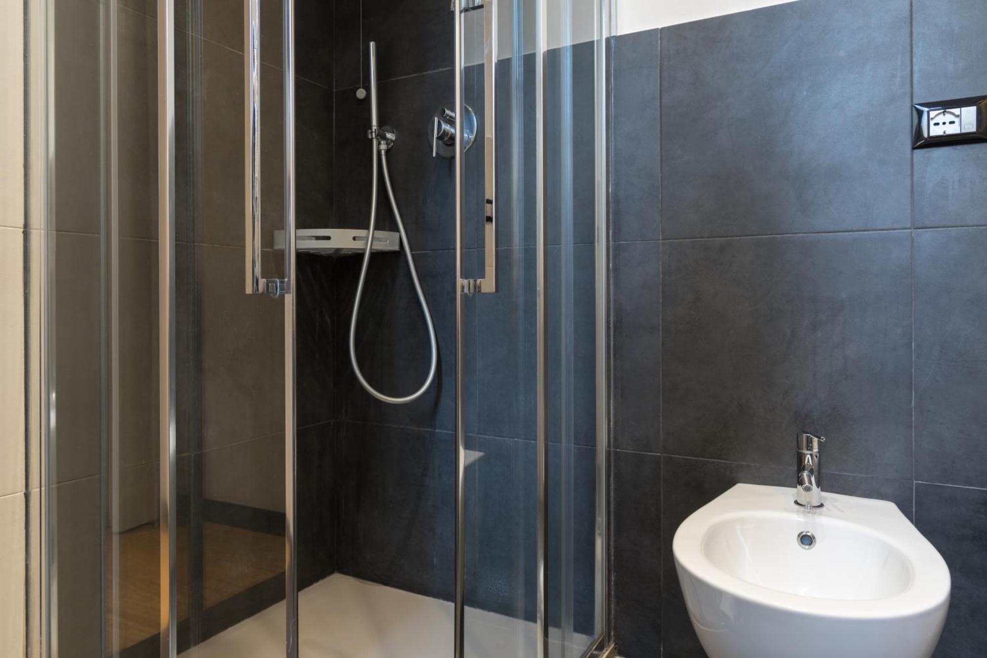 Hotel Doria Генуя Экстерьер фото